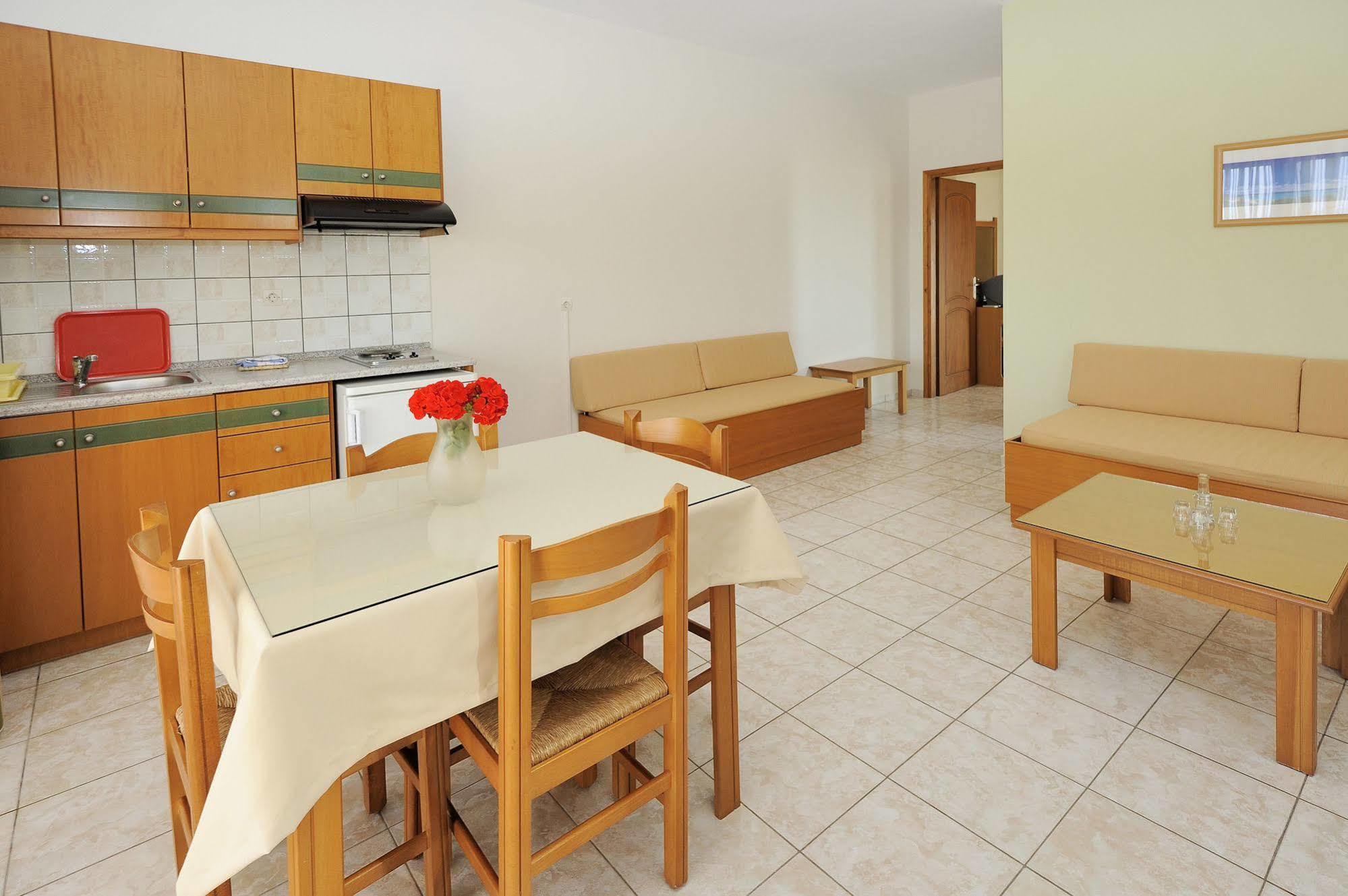 Nanakis Beach Apartments Σταυρός Εξωτερικό φωτογραφία