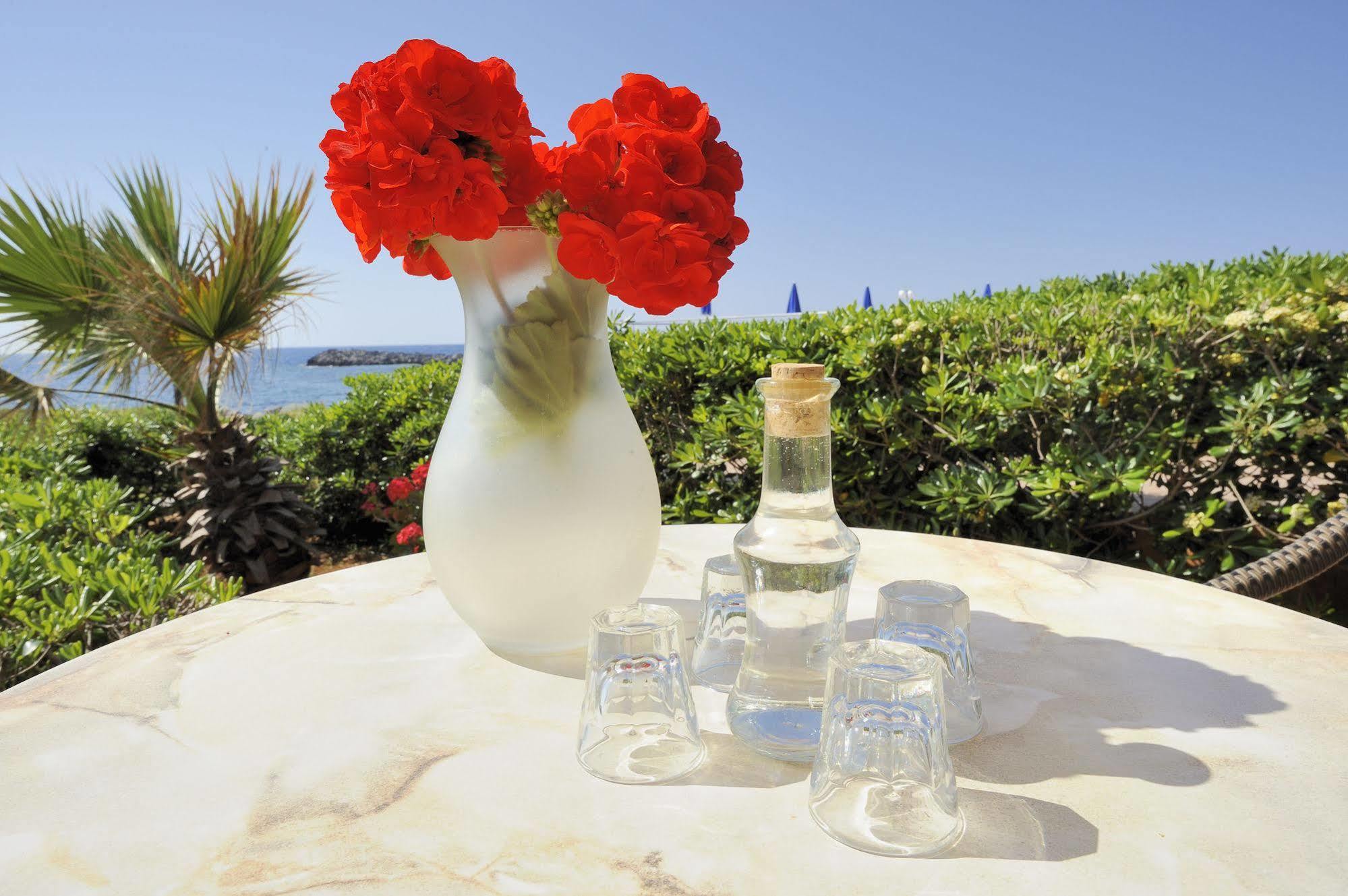 Nanakis Beach Apartments Σταυρός Εξωτερικό φωτογραφία